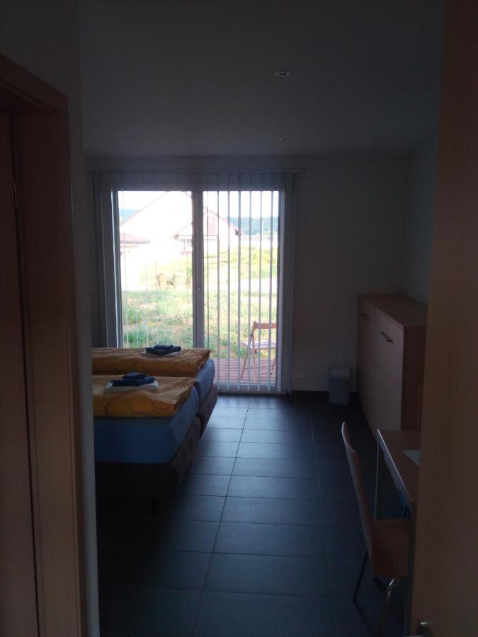Bed And Breakfast Villa Hallau Exterior foto